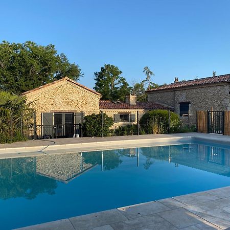 Hotel Coulonges Savignac-sur-Leyze Zewnętrze zdjęcie